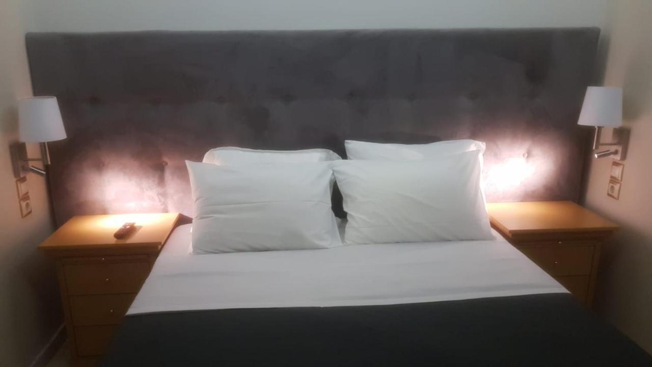 Thailanda In Katakolo Pyrgos (Elis)